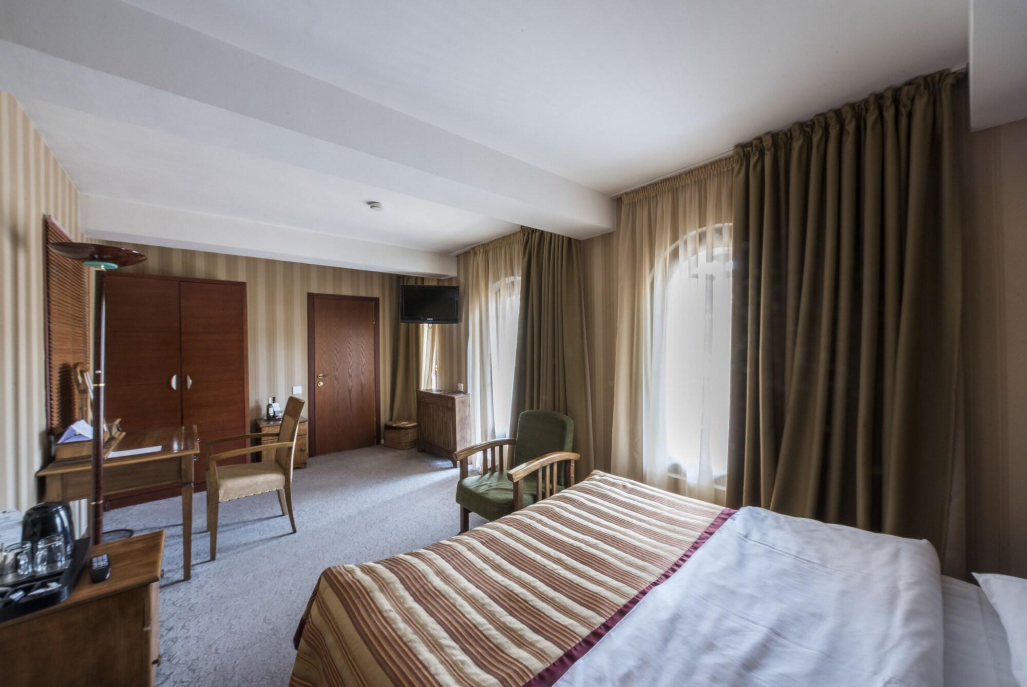 Hotel Kopala Тбілісі Екстер'єр фото